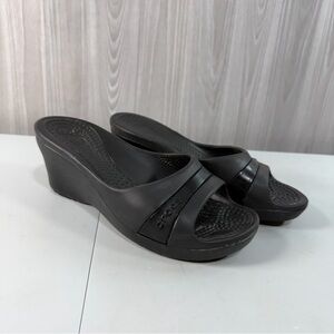 Crocs Sassari Shoes Wedge Heels Womens Size 7 Open Toe Slide Sandals Black